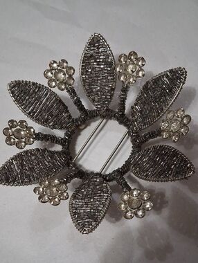 Modern Expressions Tealight Votive Candle Holder Silver Beaded Floral